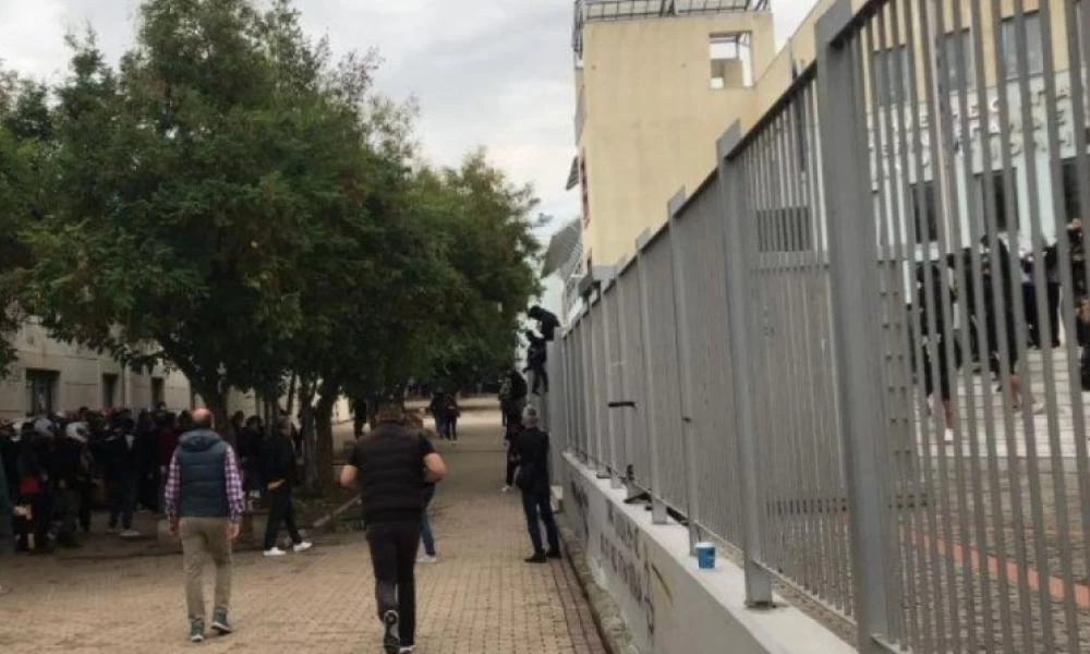 Θεσσαλονίκη: Νέα επεισόδια στο ΕΠΑΛ Σταυρούπολης - ''Έπεσαν'' χημικά, μολότοφ και ξύλο